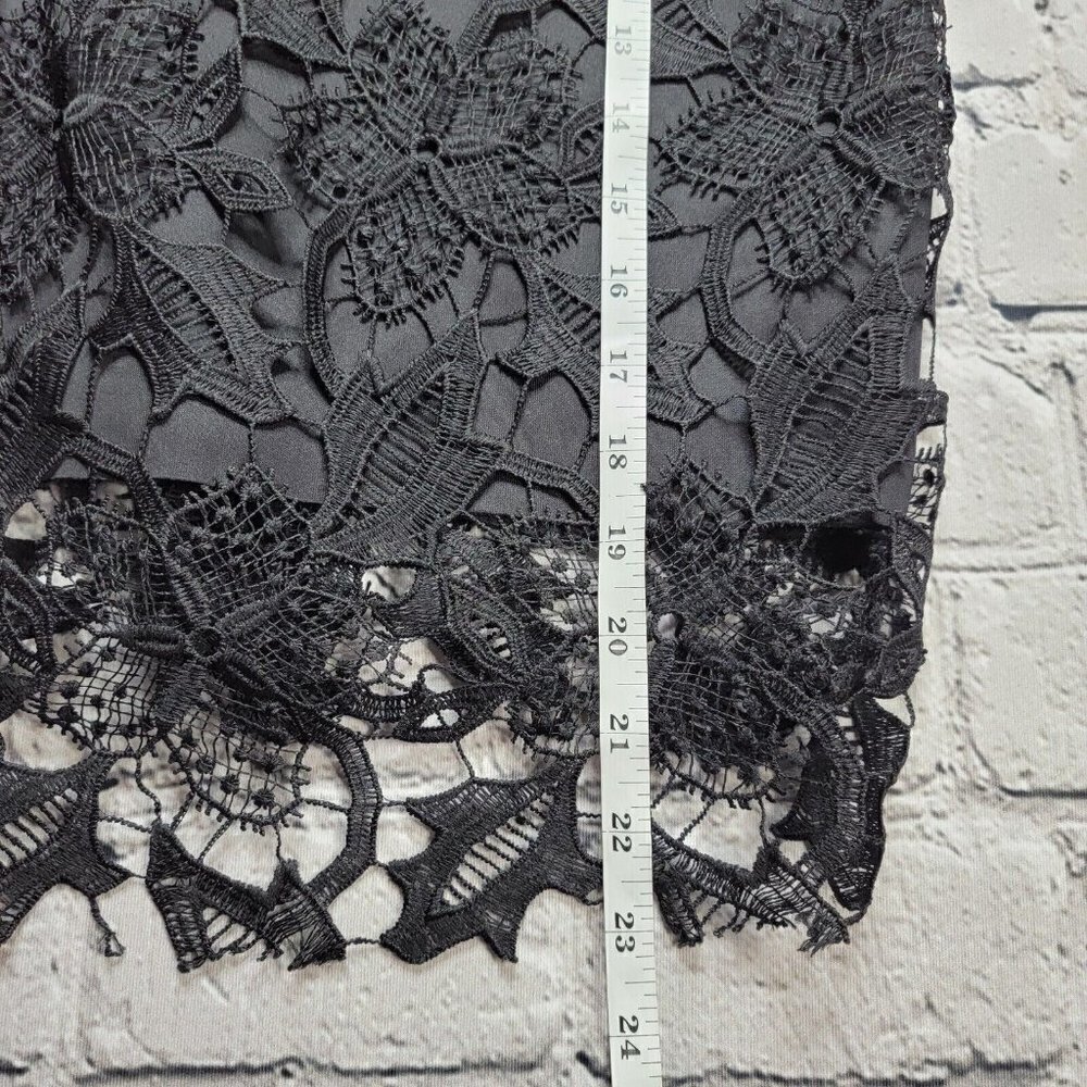 Zara Black Lace V Neck Cap Sleeve Blouse Size S - Picture 9 of 10